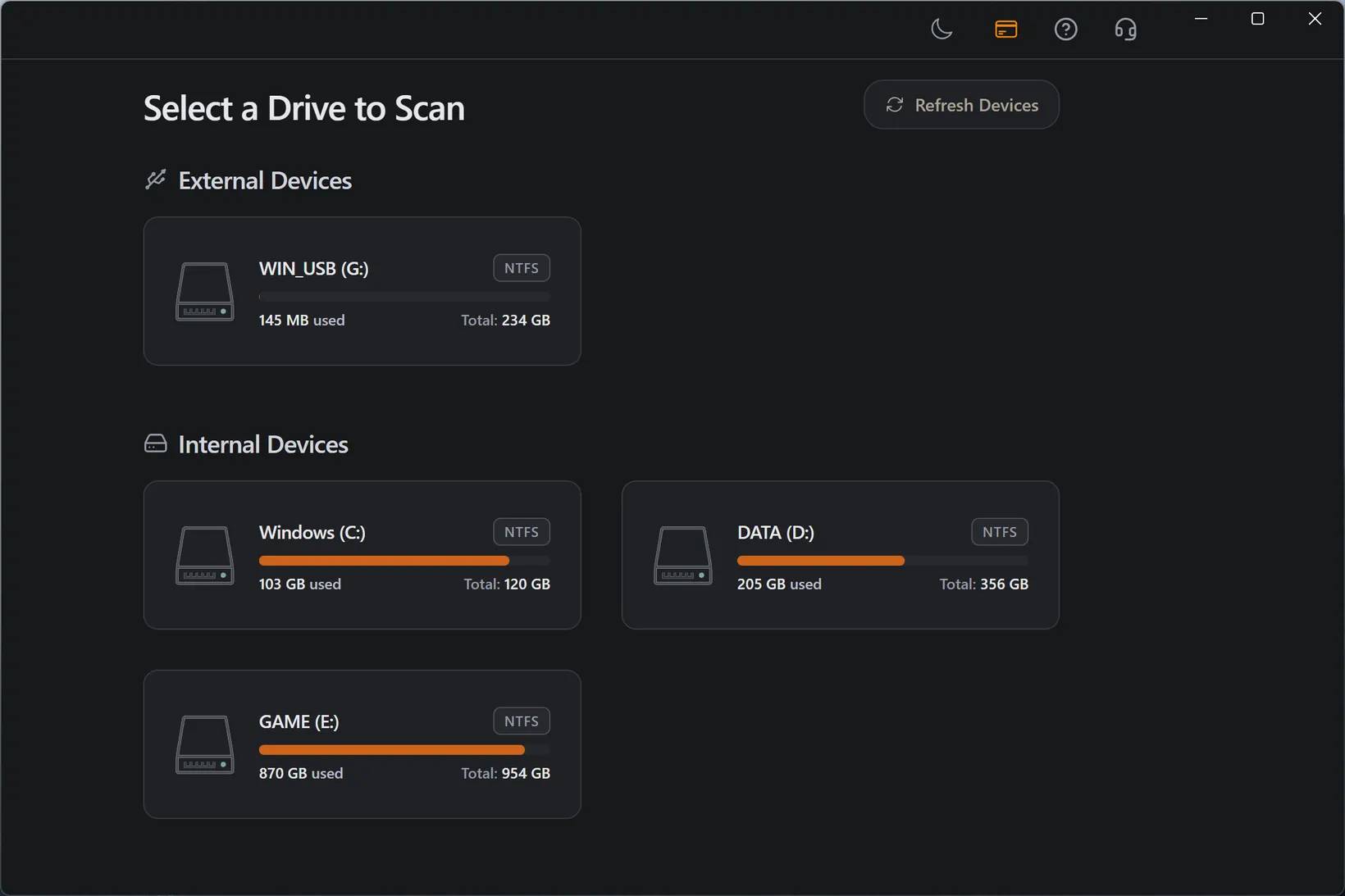 Refindo showing a removable drive selected before scan.